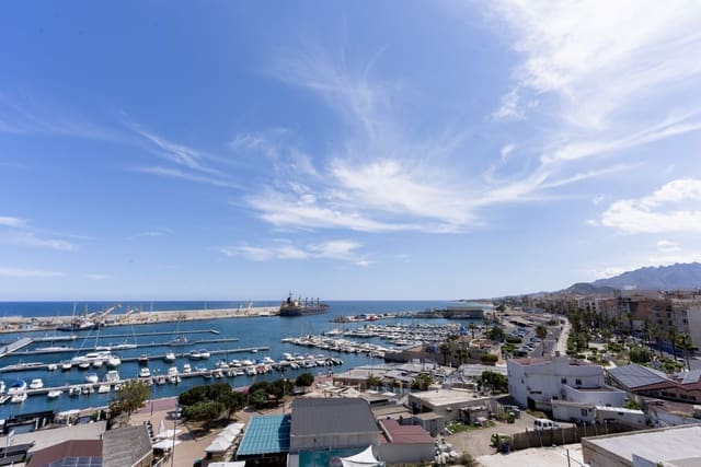 4 makuuhuone Huoneisto myytävänä paikassa Garrucha mukana 
autotalli - 309 000 € (Ref: 9014658)