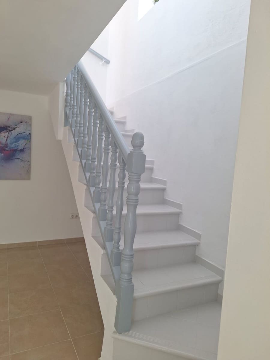 5 bedroom Villa for sale in Las Cunas - € 495,000 (Ref: 9132808)