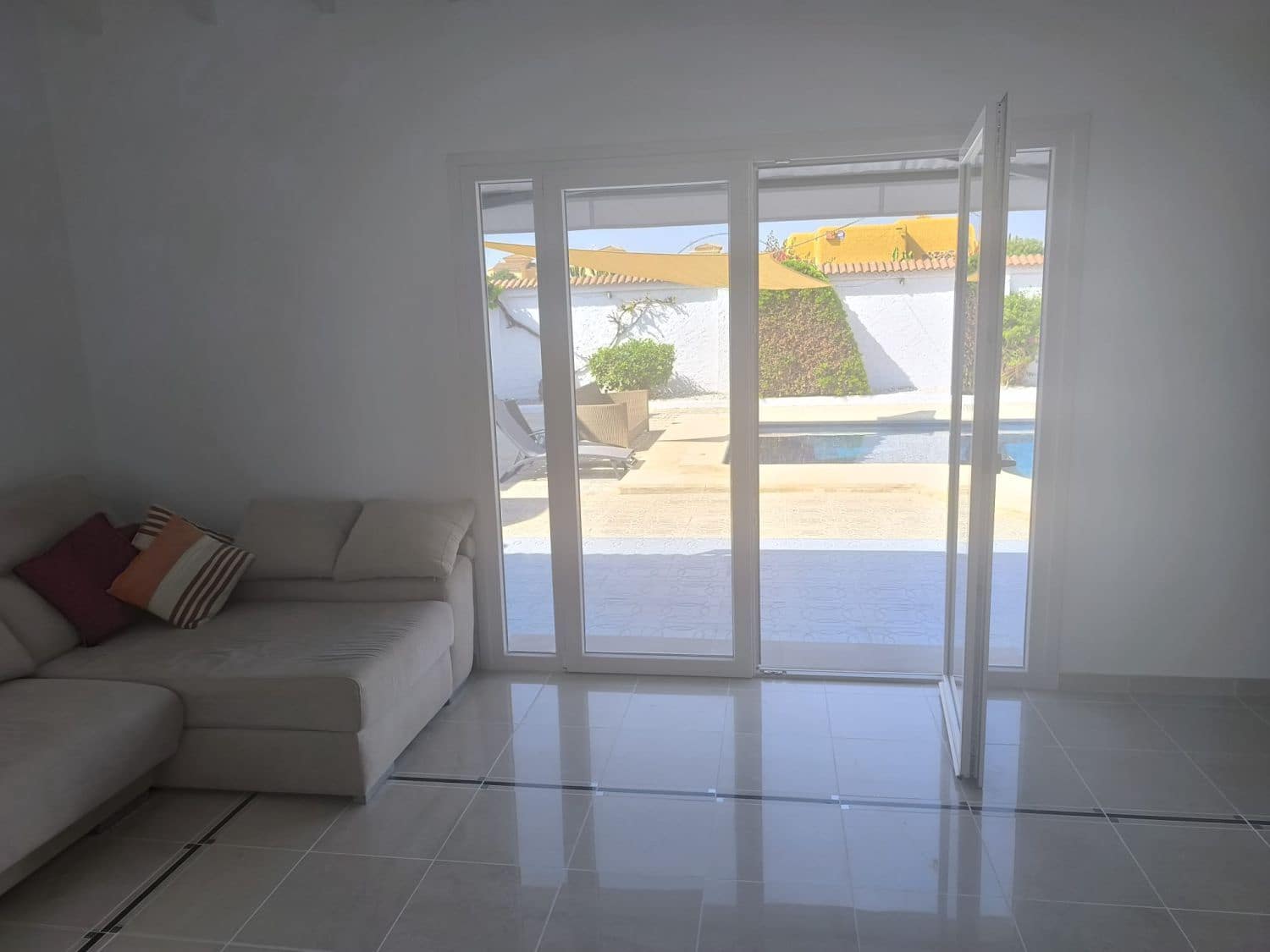 5 soveværelse Villa til salg i Cuevas del Almanzora med garage - € 495.000 (Ref: 9132808)