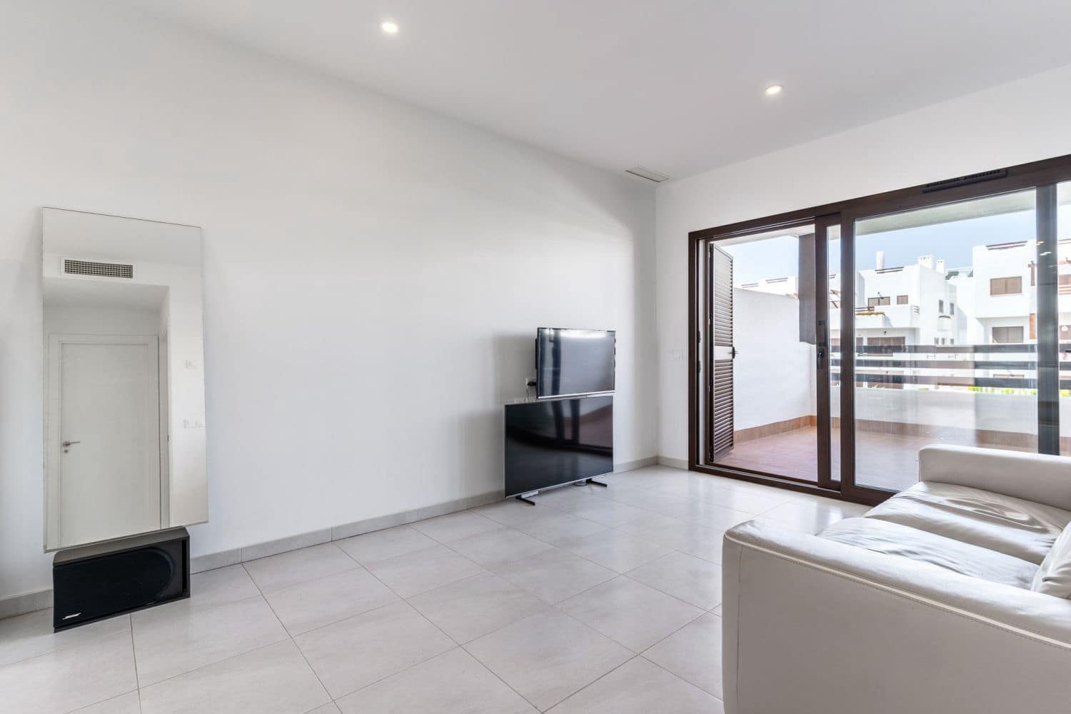 1 Zimmer Apartment zu verkaufen in San Juan de los Terreros mit Pool Garage - 147.900 € (Ref: 9147532)