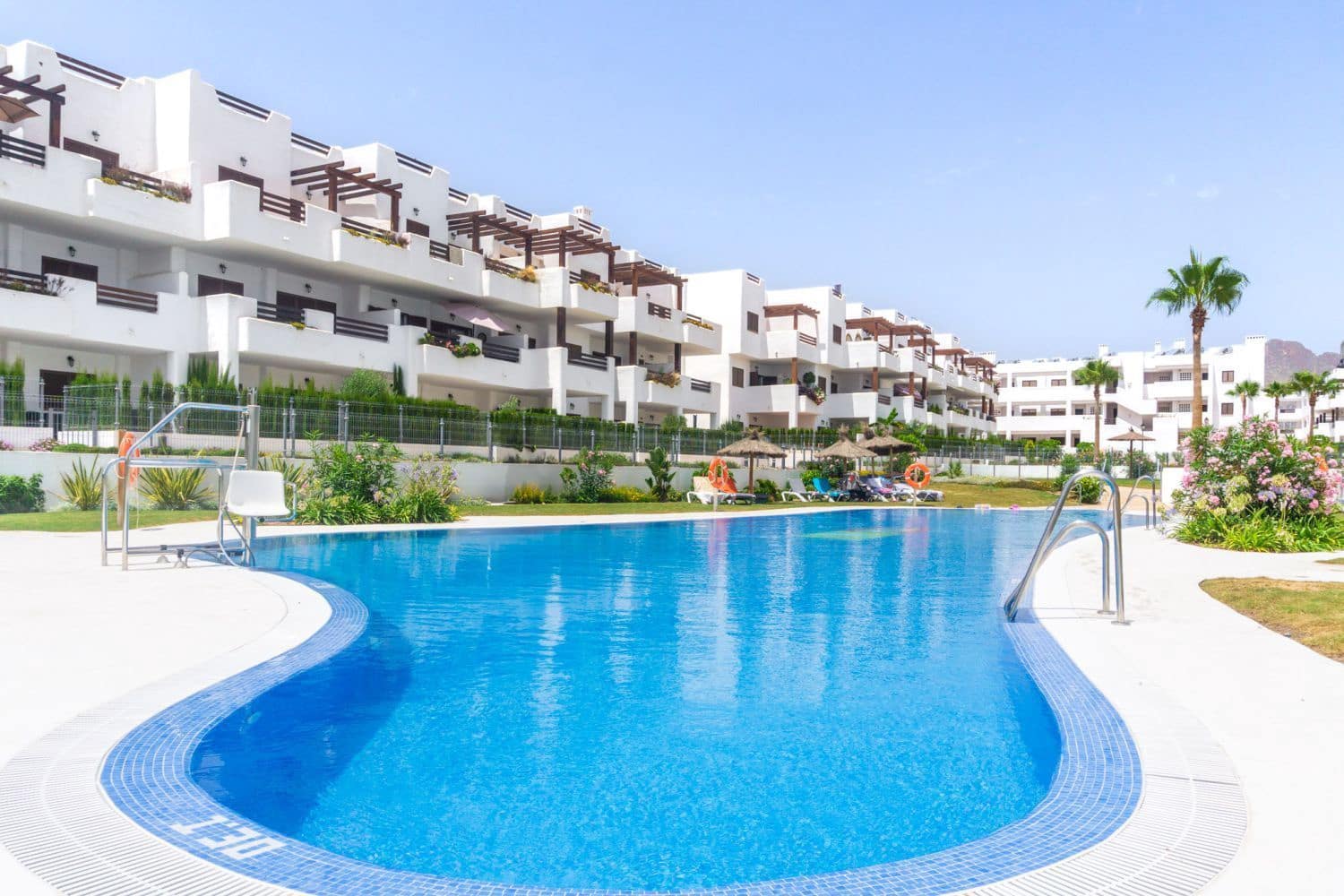 1 Zimmer Apartment zu verkaufen in San Juan de los Terreros mit Pool Garage - 147.900 € (Ref: 9147532)