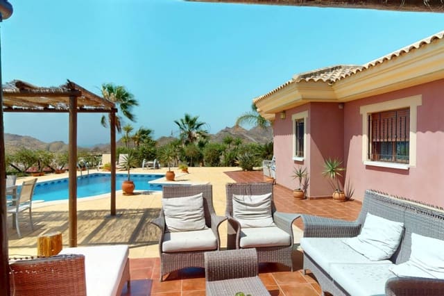 4 slaapkamer Villa te koop in Aguilas met garage - € 880.000 (Ref: 9233631)
