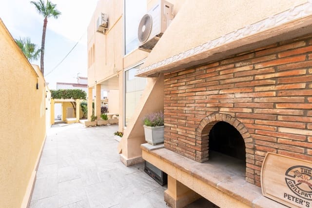 5 bedroom Villa for sale in Garrucha - € 1,150,000 (Ref: 9282610)