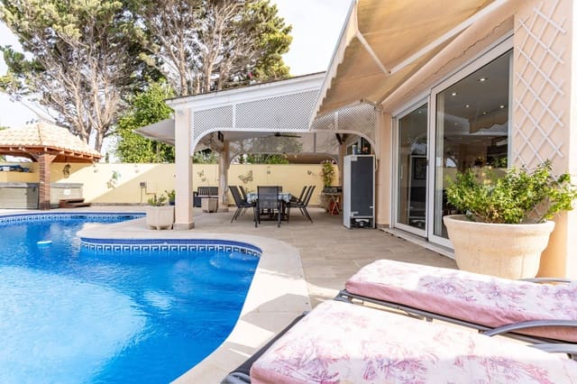 5 bedroom Villa for sale in Garrucha - € 1,150,000 (Ref: 9282610)