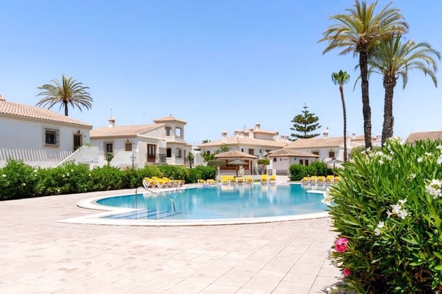 1 makuuhuone Huoneisto myytävänä paikassa Las Marinas - Pueblo Laguna, Vera mukana uima-altaan 
autotalli - 118 000 € (Ref: 9496694)