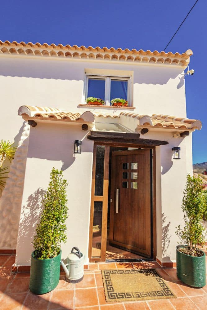 8 soverom Villa til salgs i Oria med garasje - € 495 000 (Ref: 9548799)