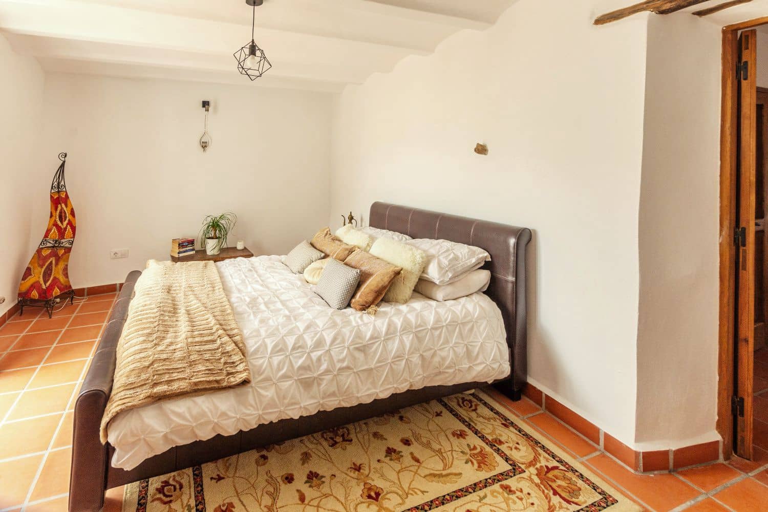 8 soverom Villa til salgs i Oria med garasje - € 495 000 (Ref: 9548799)