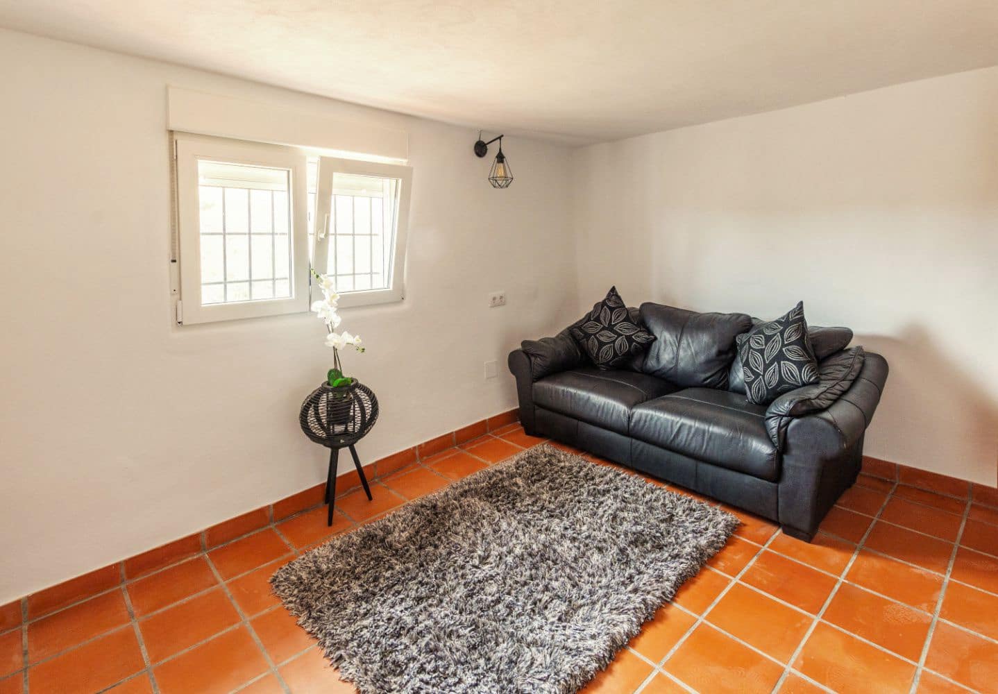 8 soverom Villa til salgs i Oria med garasje - € 495 000 (Ref: 9548799)