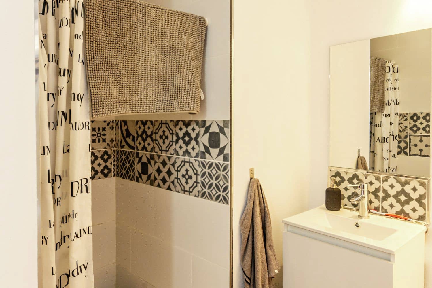 8 soverom Villa til salgs i Oria med garasje - € 495 000 (Ref: 9548799)