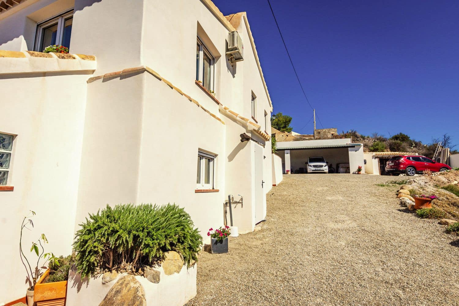 8 soverom Villa til salgs i Oria med garasje - € 495 000 (Ref: 9548799)