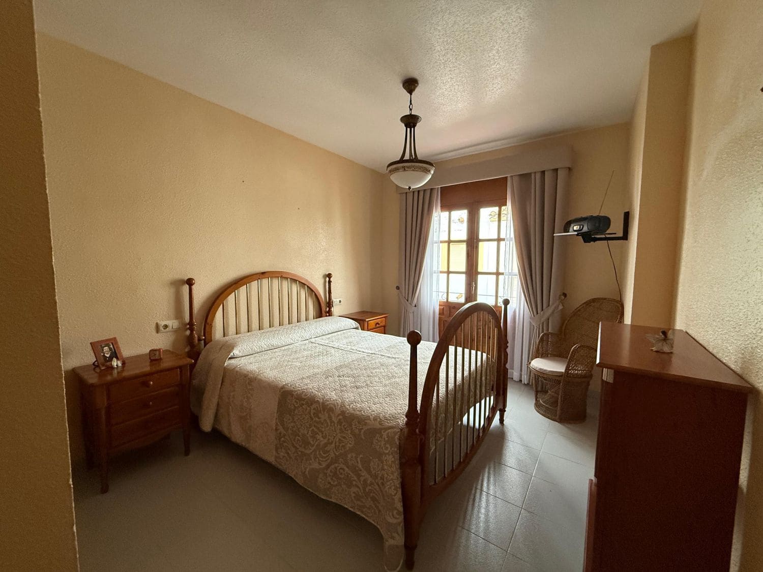 4 bedroom Villa for sale in Garrucha - € 195,000 (Ref: 9551059)