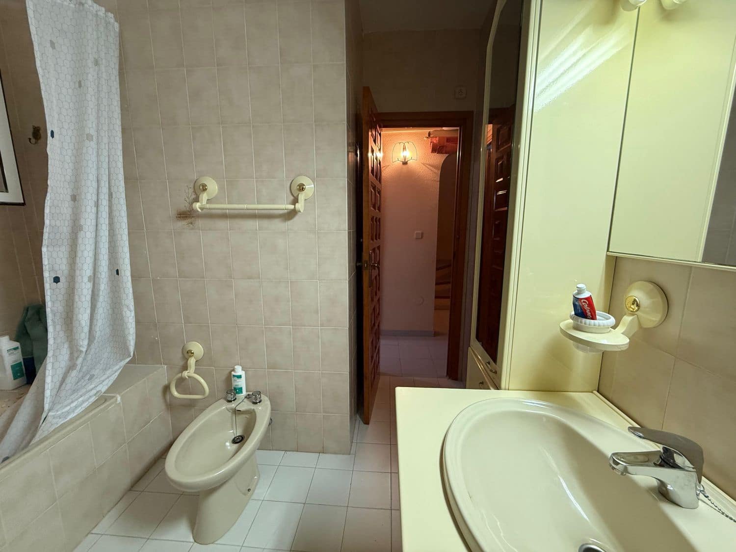 4 bedroom Villa for sale in Garrucha - € 195,000 (Ref: 9551059)