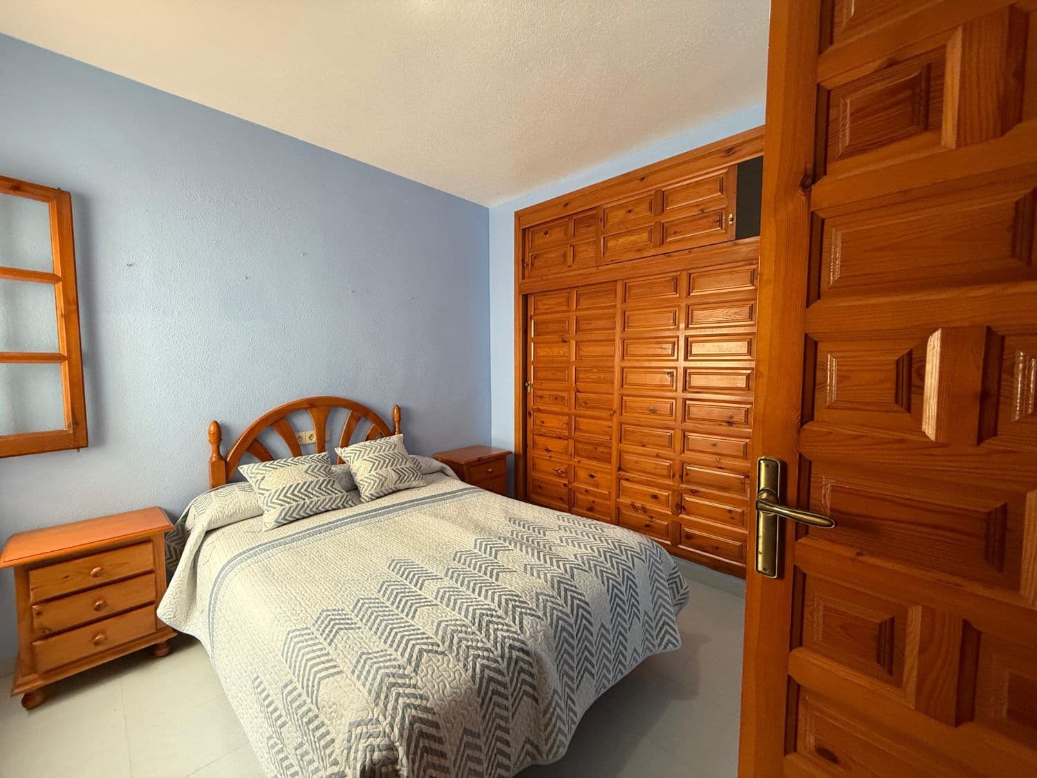 4 bedroom Villa for sale in Garrucha - € 195,000 (Ref: 9551059)