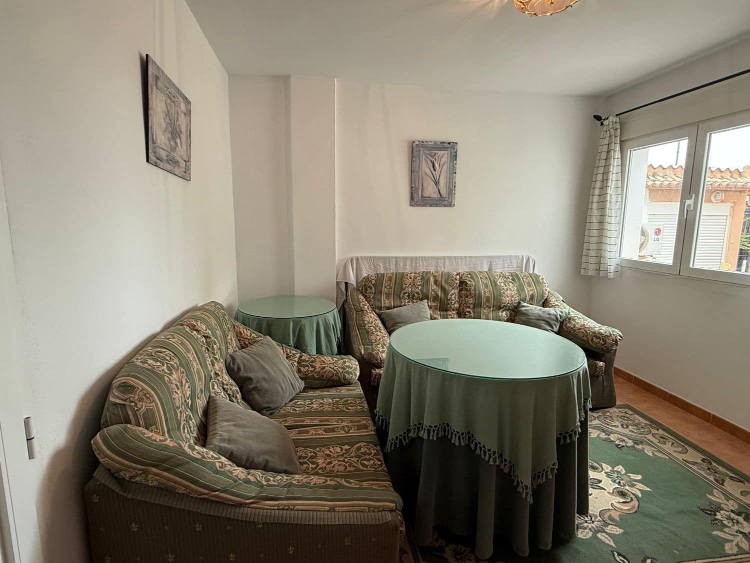 4 bedroom Villa for sale in Garrucha - € 195,000 (Ref: 9551059)