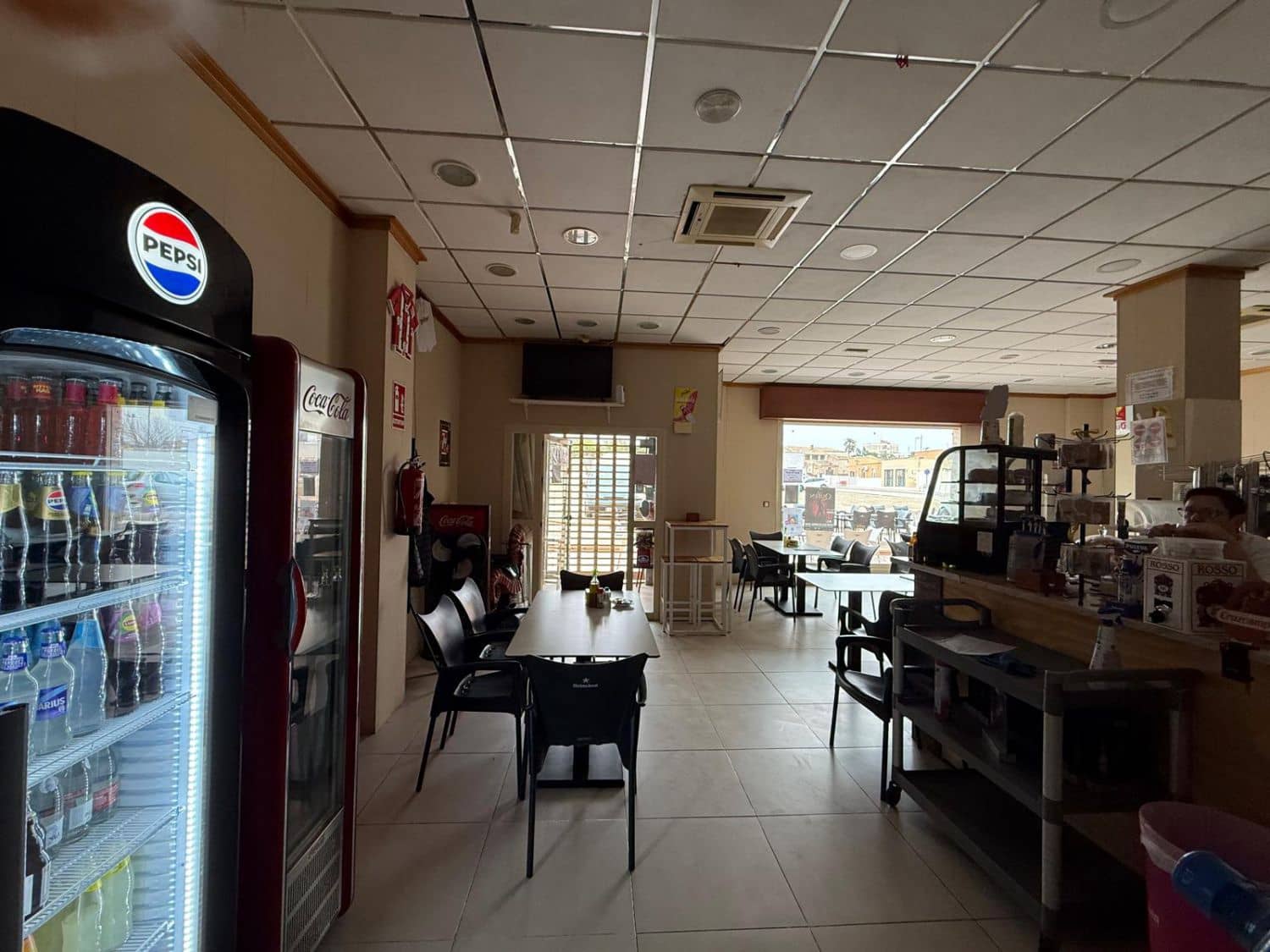 Kaupallinen myytävänä paikassa La Alfoquia - 35 000 € (Ref: 9644597)