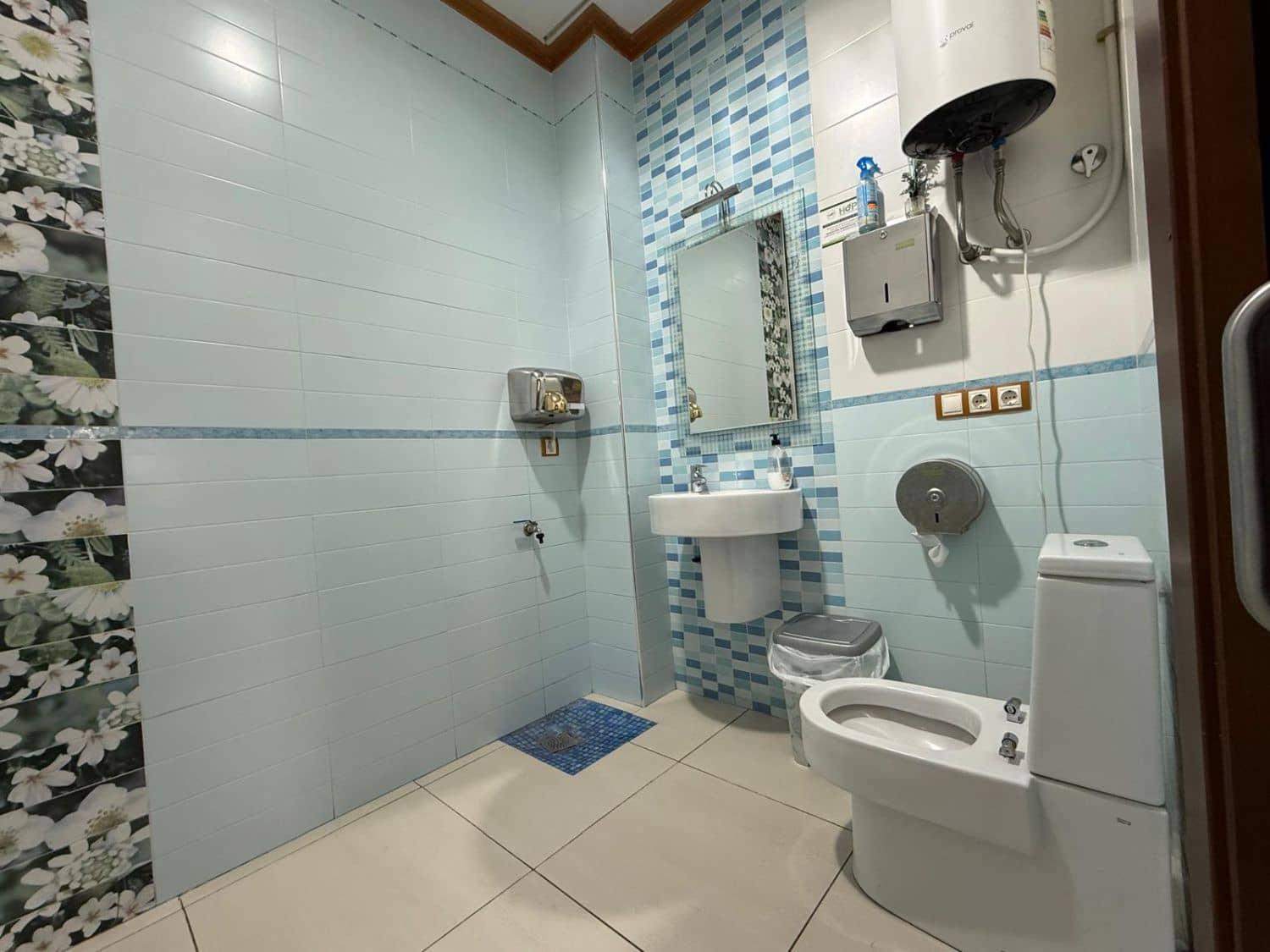 Kaupallinen myytävänä paikassa La Alfoquia - 35 000 € (Ref: 9644597)