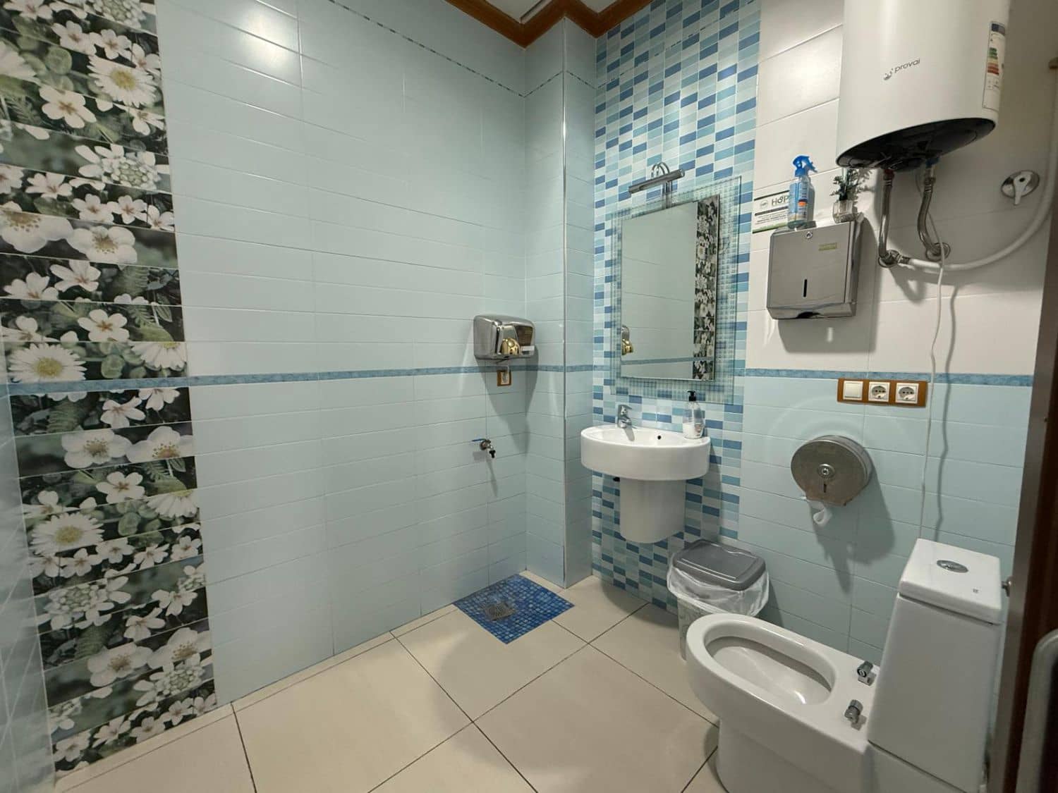 Kaupallinen myytävänä paikassa La Alfoquia - 35 000 € (Ref: 9644597)