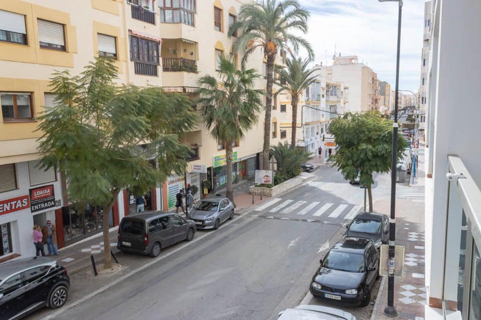 Apartamento de 3 habitaciones en Garrucha en venta con garaje - 290.000 € (Ref: 9690307)