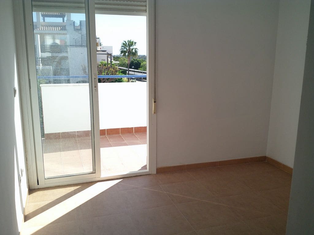 3 makuuhuone Huvila myytävänä paikassa Vera - 275 000 € (Ref: 9800541)