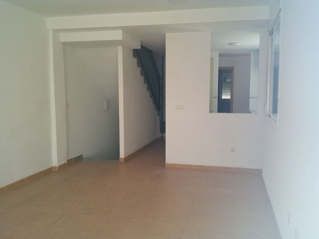 3 makuuhuone Huvila myytävänä paikassa Vera - 275 000 € (Ref: 9800541)