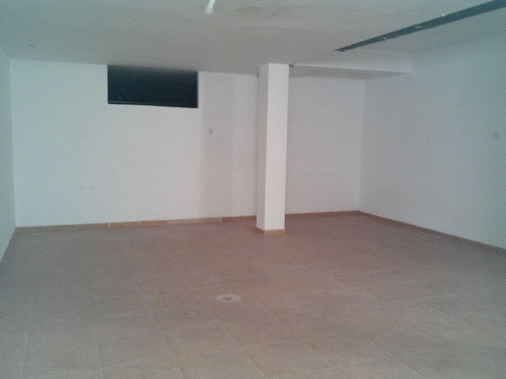 3 makuuhuone Huvila myytävänä paikassa Vera - 275 000 € (Ref: 9800541)