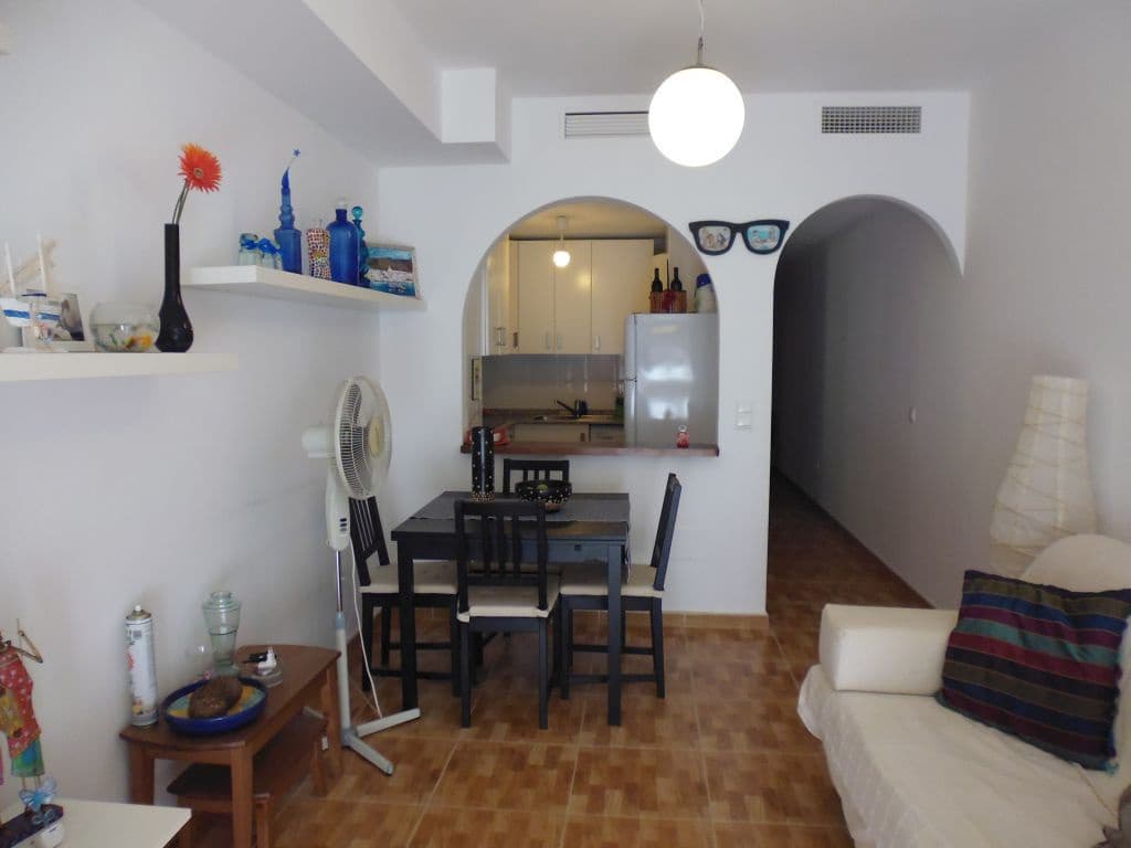 2 Zimmer Apartment zu verkaufen in Garrucha mit Garage - 169.900 € (Ref: 9800542)