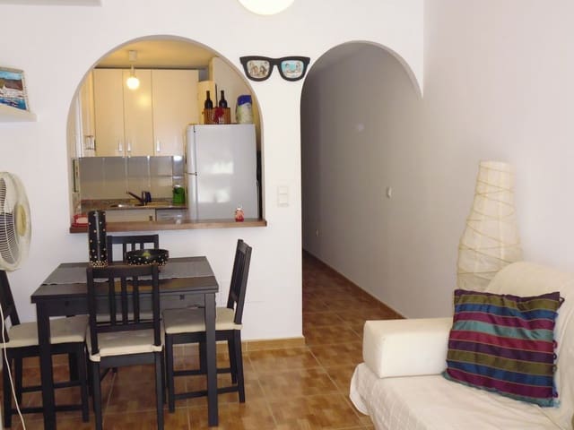 2 Zimmer Apartment zu verkaufen in Garrucha mit Garage - 169.900 € (Ref: 9800542)