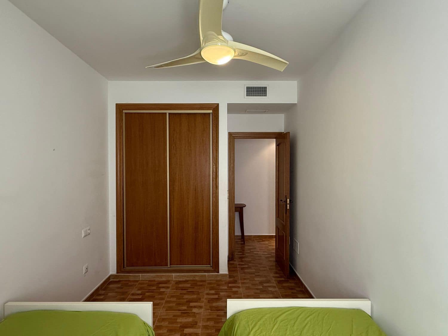 2 Zimmer Apartment zu verkaufen in Garrucha mit Garage - 169.900 € (Ref: 9800542)