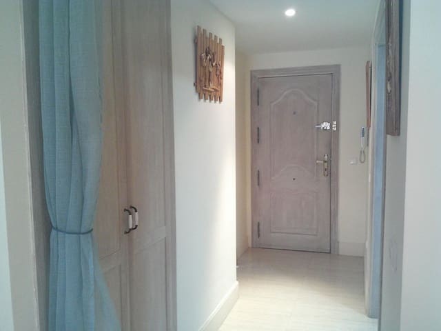 2 slaapkamer Appartement te koop in Garrucha met garage - € 219.000 (Ref: 9800543)