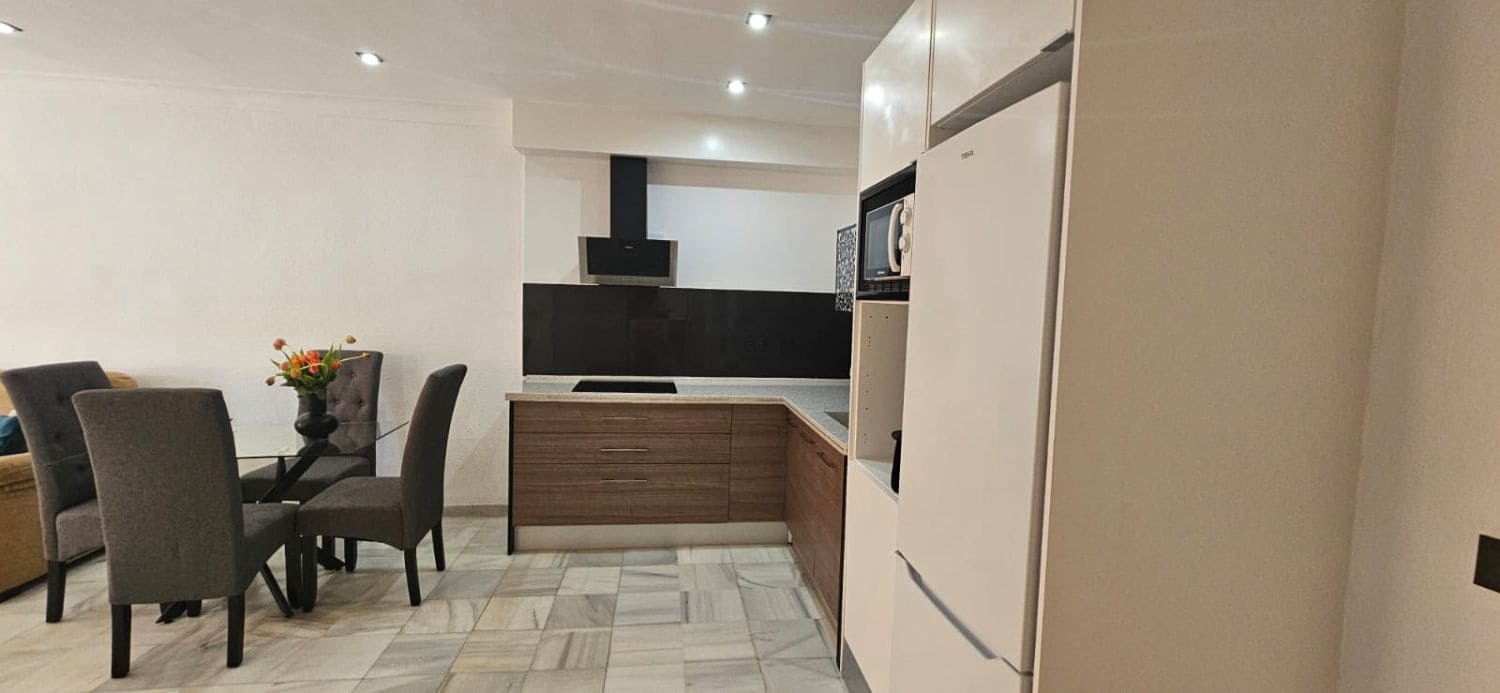 2 bedroom Apartment for sale in Garrucha - € 185,000 (Ref: 9866709)