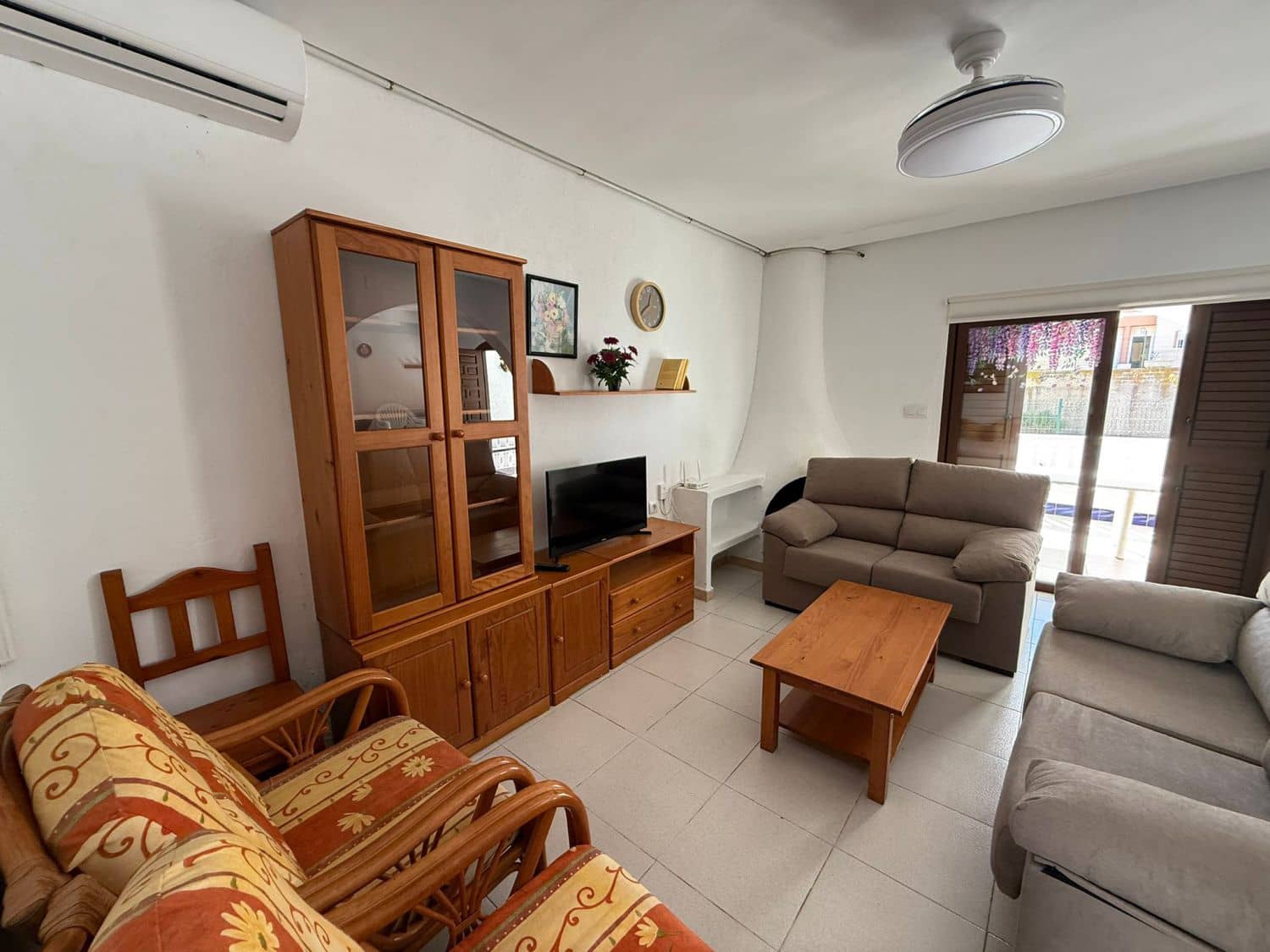 3 Zimmer Reihenhaus zu vermieten in Vera - 1.500 € (Ref: 9915323)