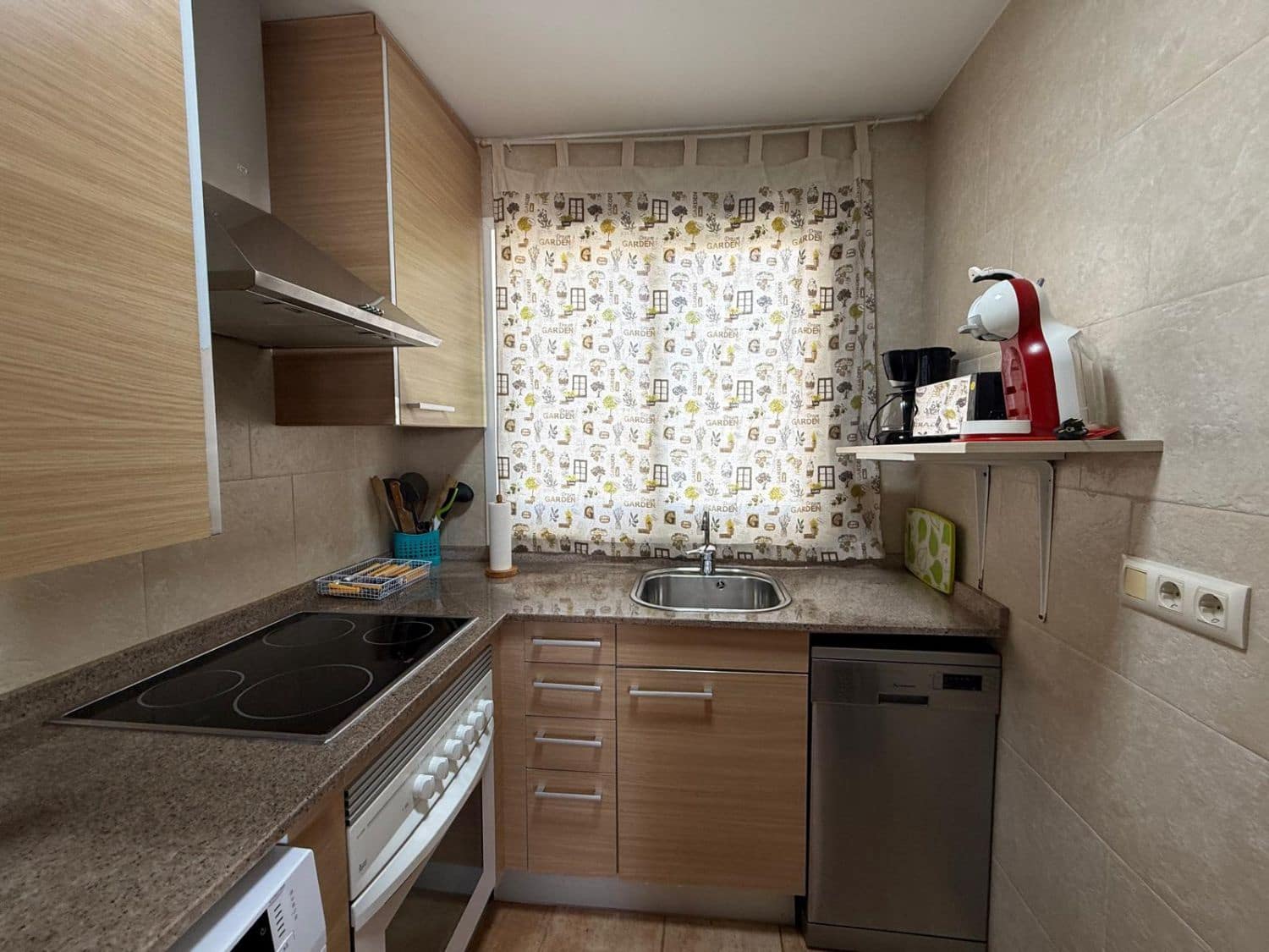 2 soveværelse Lejlighed til leje i Vera med swimmingpool garage - € 750 (Ref: 9964800)