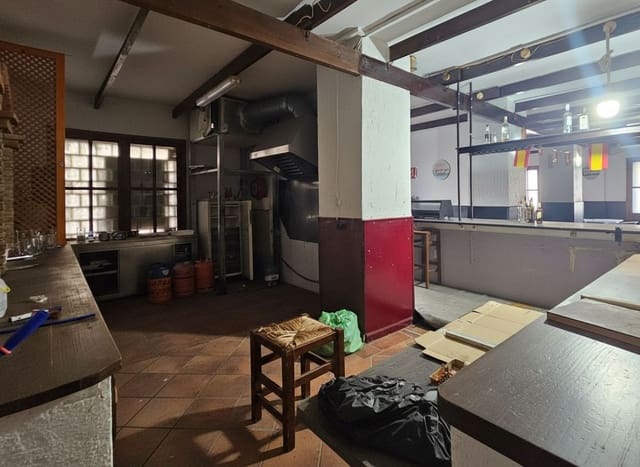 Kommersiell til salgs i Antas - € 149 950 (Ref: 9976850)