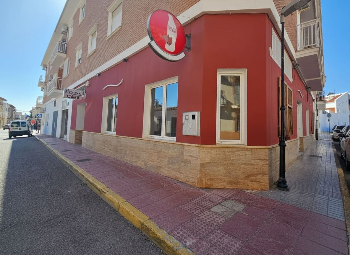 Kommersiell til salgs i Antas - € 149 950 (Ref: 9976850)