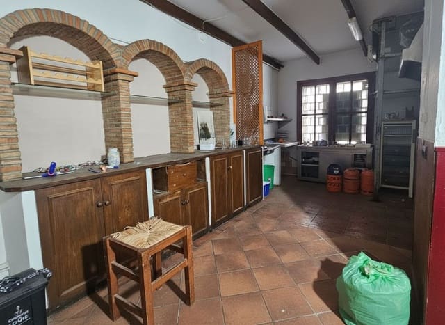 Kommersiell til salgs i Antas - € 149 950 (Ref: 9976850)