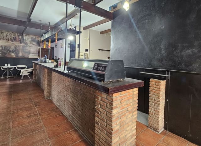 Kommersiell til salgs i Antas - € 149 950 (Ref: 9976850)