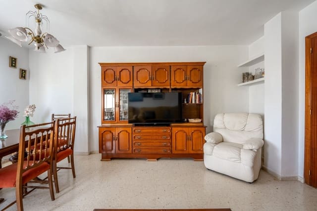4 Zimmer Apartment zu verkaufen in Vera Ciudad, Vera - 138.500 € (Ref: 9979521)