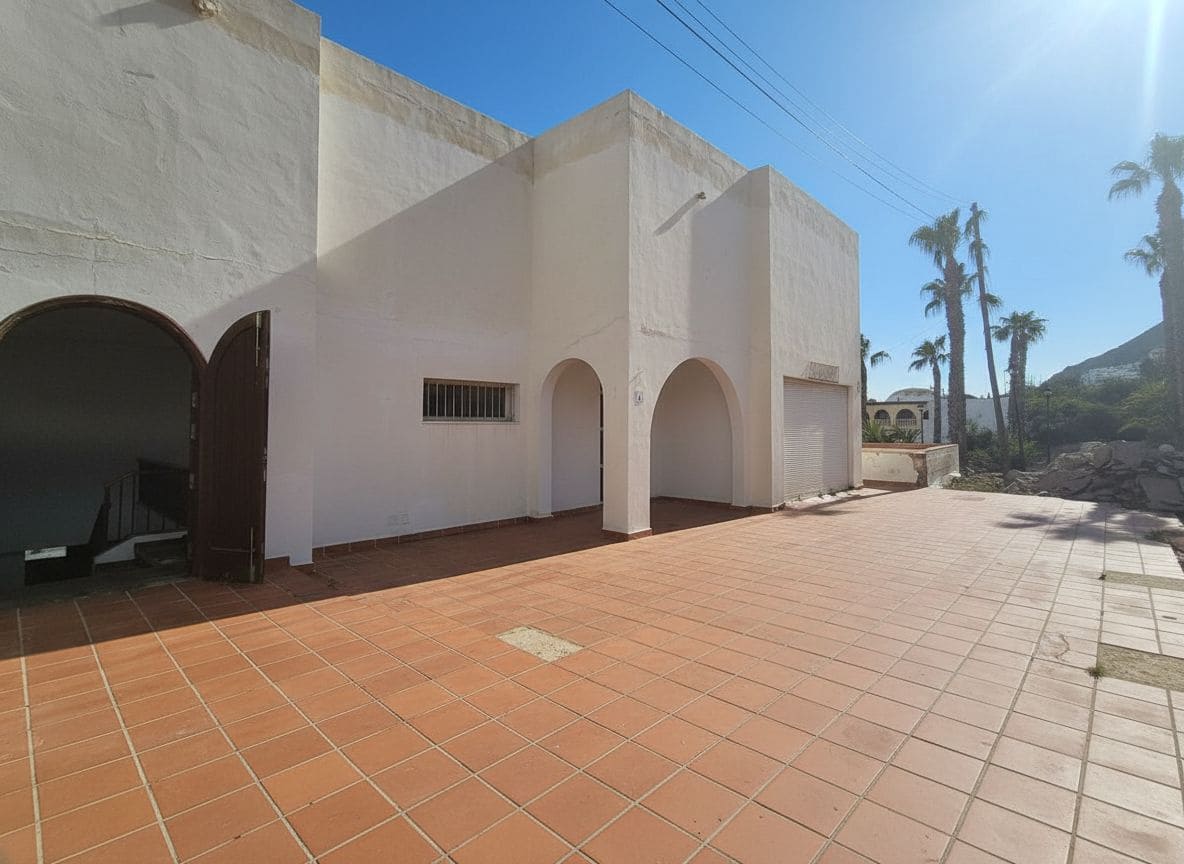 Restaurant/Bar til salgs i Mojacar - € 1 999 000 (Ref: 9986462)