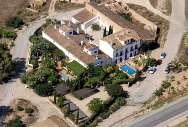 Villa te koop in Mojácar met garage - € 949.000 (Ref: 9986463)