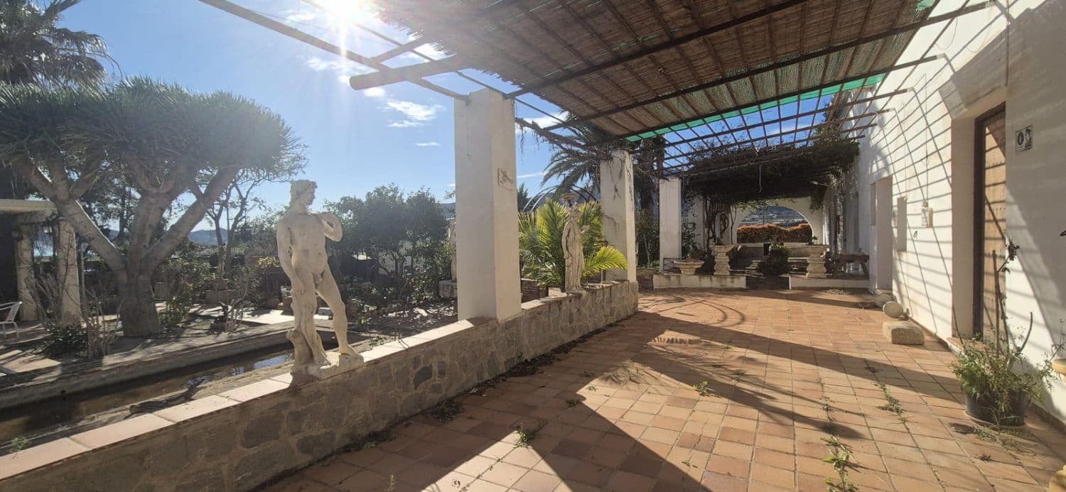 Villa te koop in Mojacar met garage - € 949.000 (Ref: 9986463)
