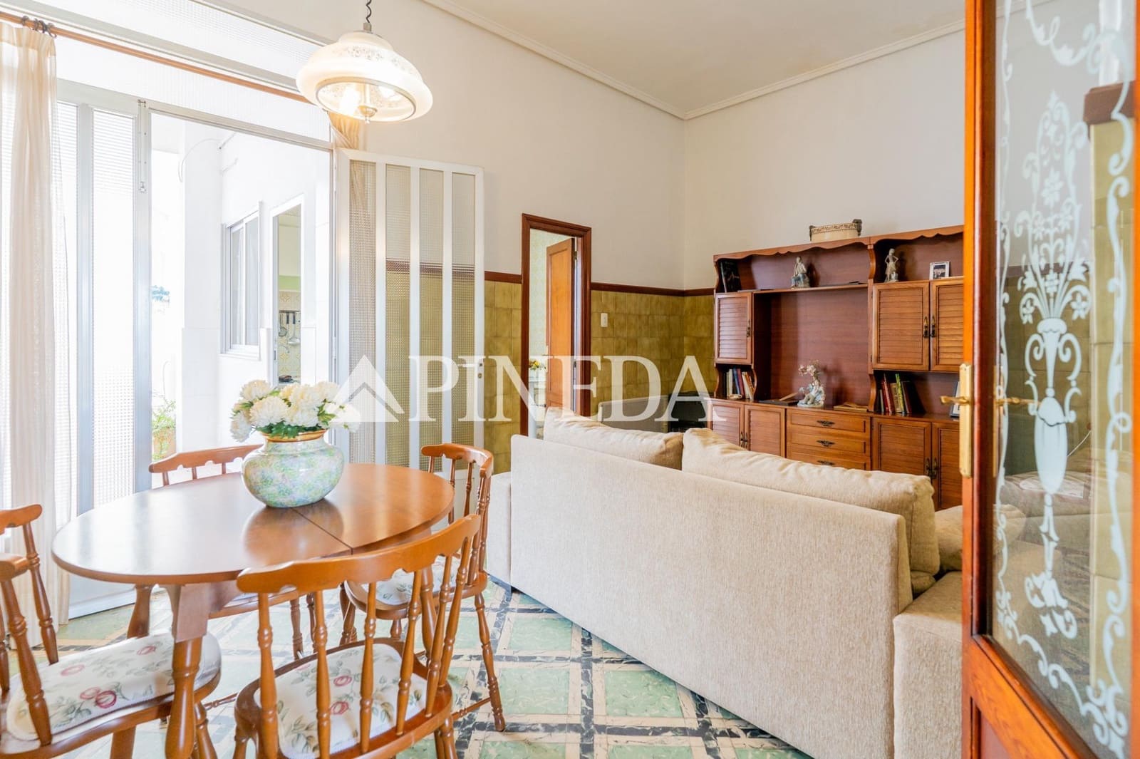 6 Zimmer Haus zu verkaufen in Valencia Stadt mit Garage - 900.000 € (Ref: 10180643)
