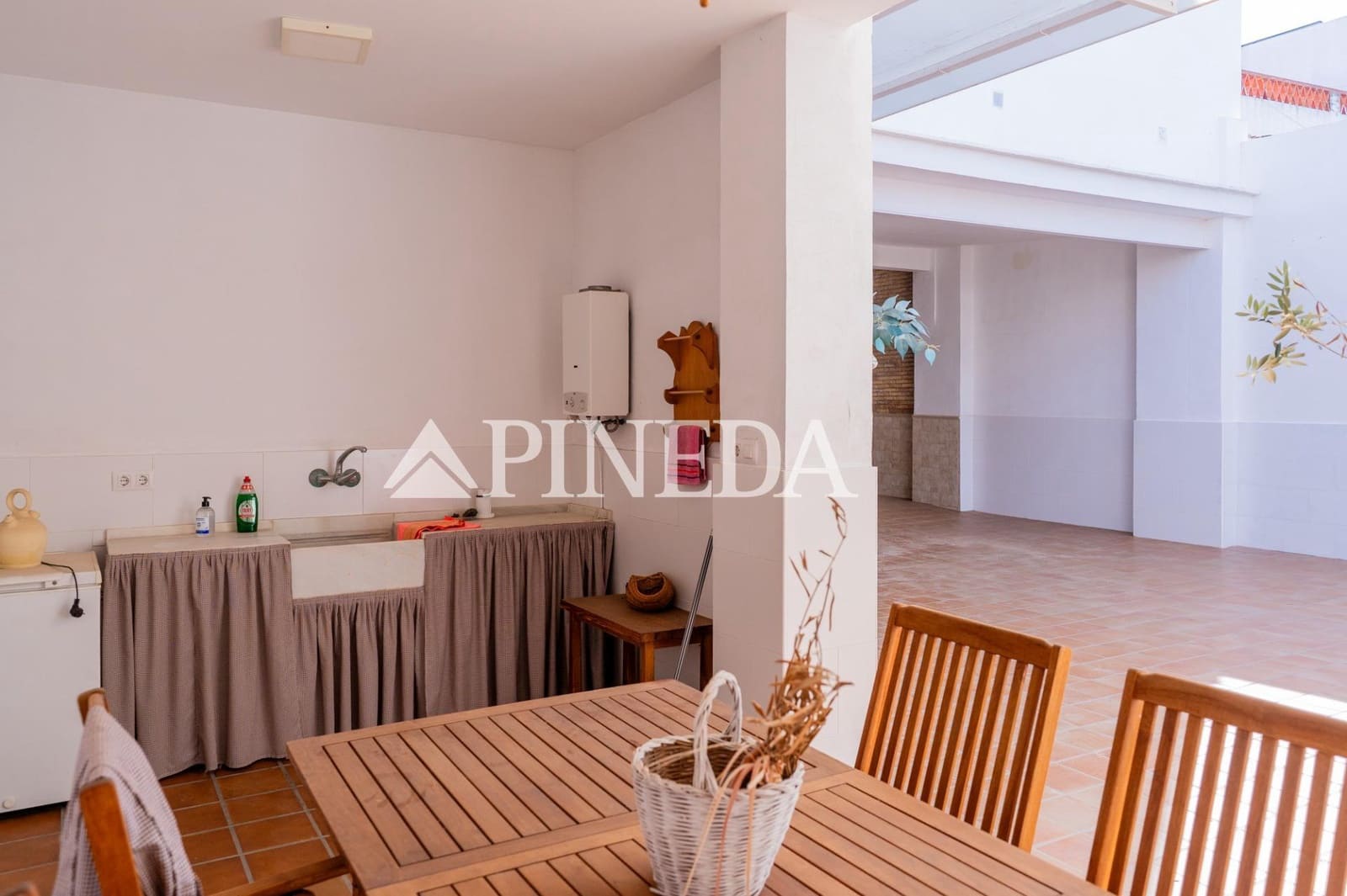 6 Zimmer Haus zu verkaufen in Valencia Stadt mit Garage - 900.000 € (Ref: 10180643)