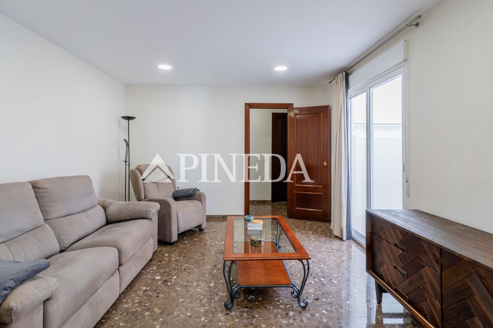 6 Zimmer Haus zu verkaufen in Valencia Stadt mit Garage - 900.000 € (Ref: 10180643)