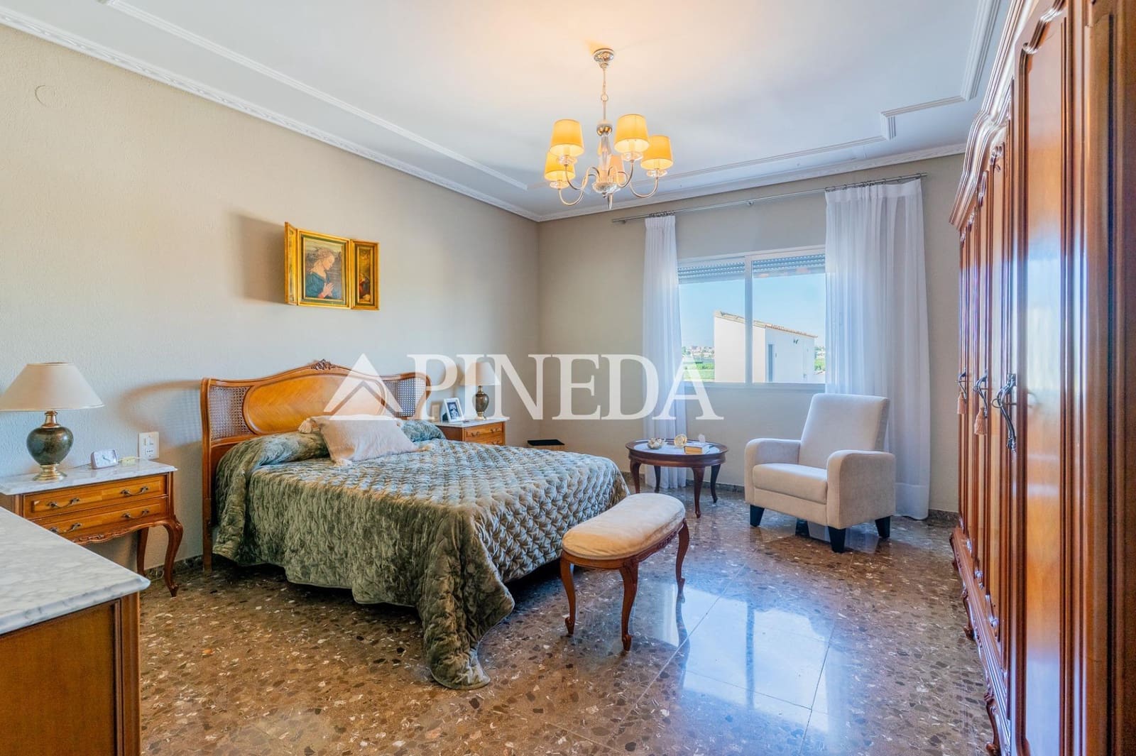 6 Zimmer Haus zu verkaufen in Valencia Stadt mit Garage - 900.000 € (Ref: 10180643)
