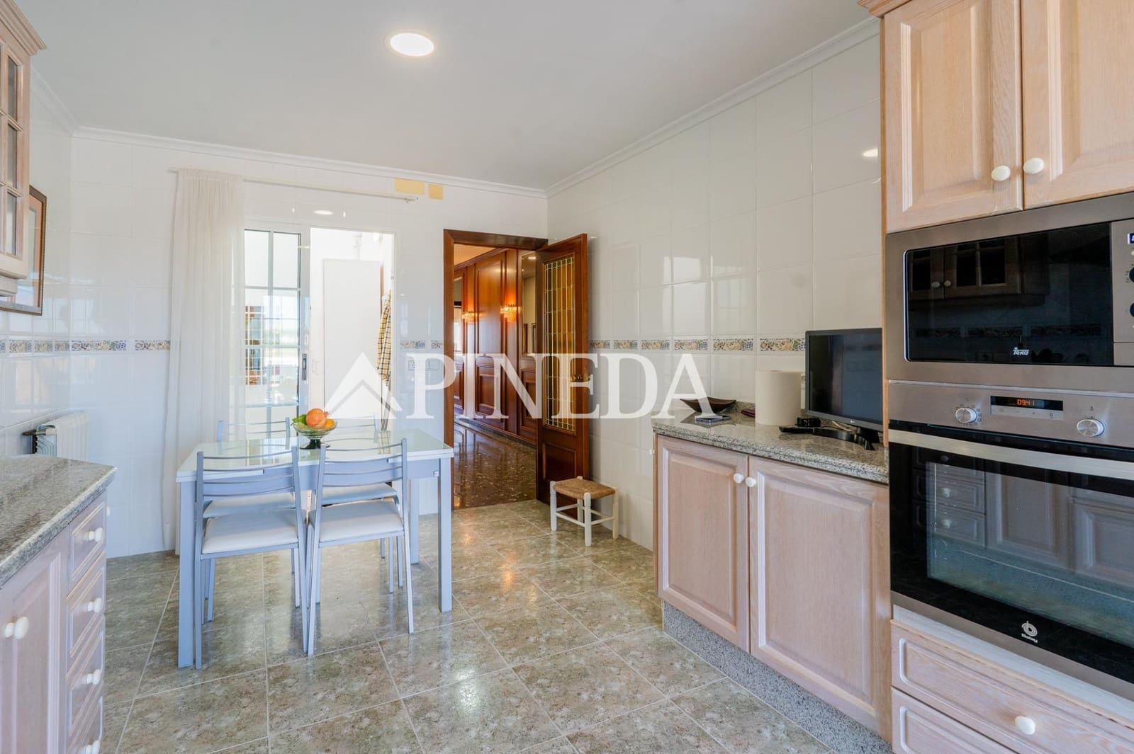 6 Zimmer Haus zu verkaufen in Valencia Stadt mit Garage - 900.000 € (Ref: 10180643)