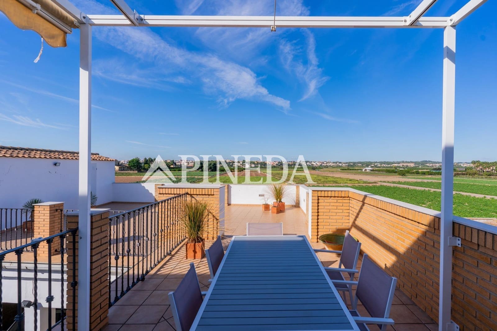 6 Zimmer Haus zu verkaufen in Valencia Stadt mit Garage - 900.000 € (Ref: 10180643)