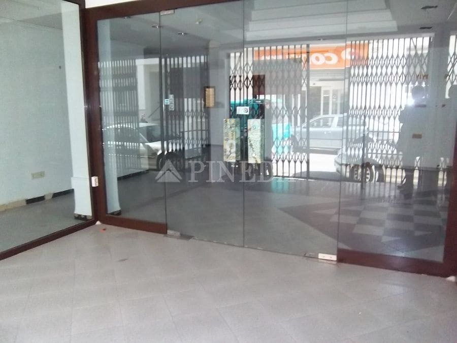 Kommersiell til salgs i Puig - € 125 000 (Ref: 8054410)