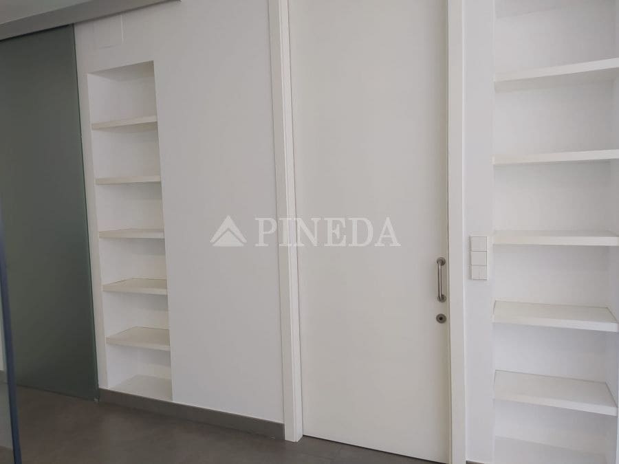 4 bedroom Office for rent in Valencia city - € 1,900 (Ref: 8054415)