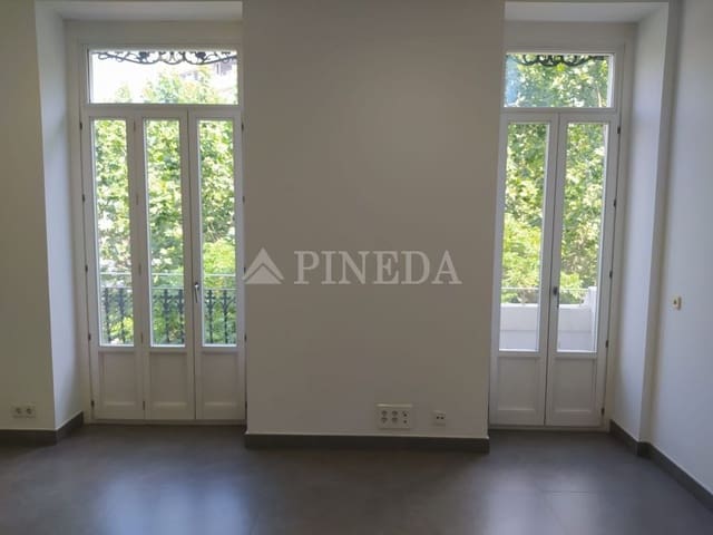 4 soveværelse Kontor til leje i Russafa, Valencia by - € 1.900 (Ref: 8054415)