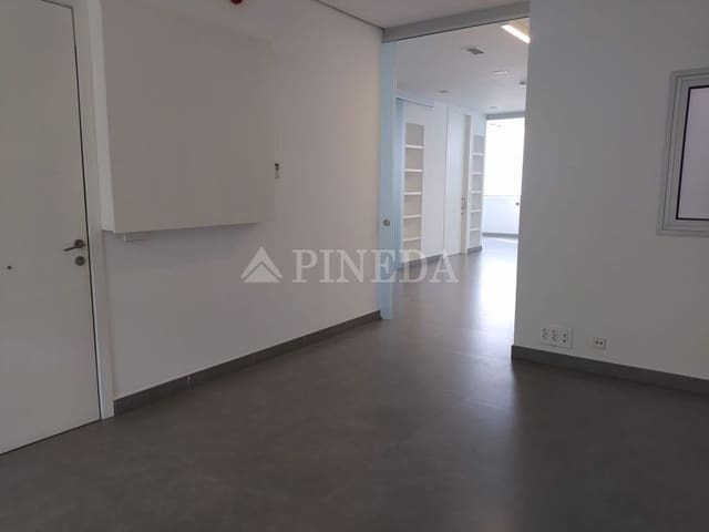 4 soveværelse Kontor til leje i Russafa, Valencia by - € 1.900 (Ref: 8054415)